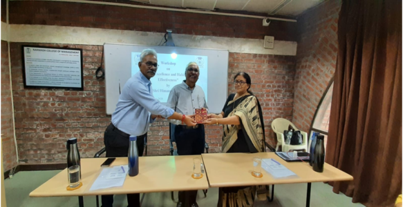 Workshop of “Role Excellence and habit for Effectiveness by Shri Himanshu Bhatt