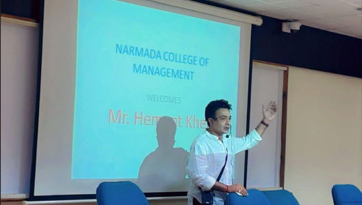 Guest session “The joy of pursuing Impossible Dreams” by Hemant Kher