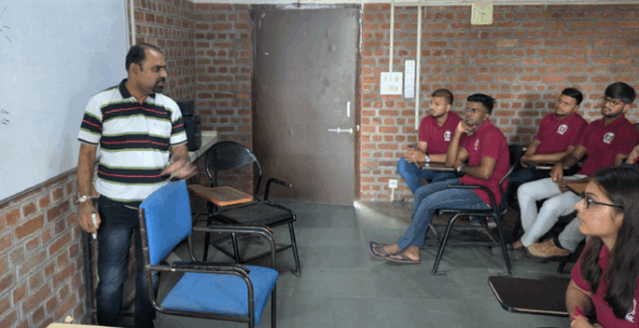 Guest Session on “Career in Financial Services” for Marketing Students